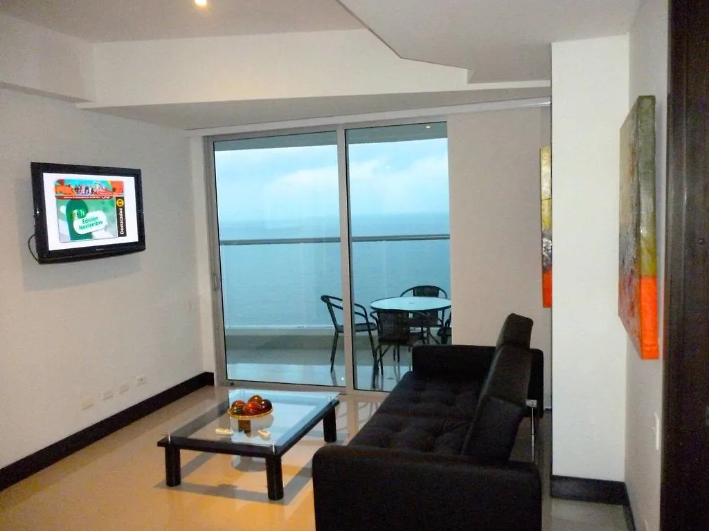Ocean Front Palmetto Eliptic Apartment Cartagena