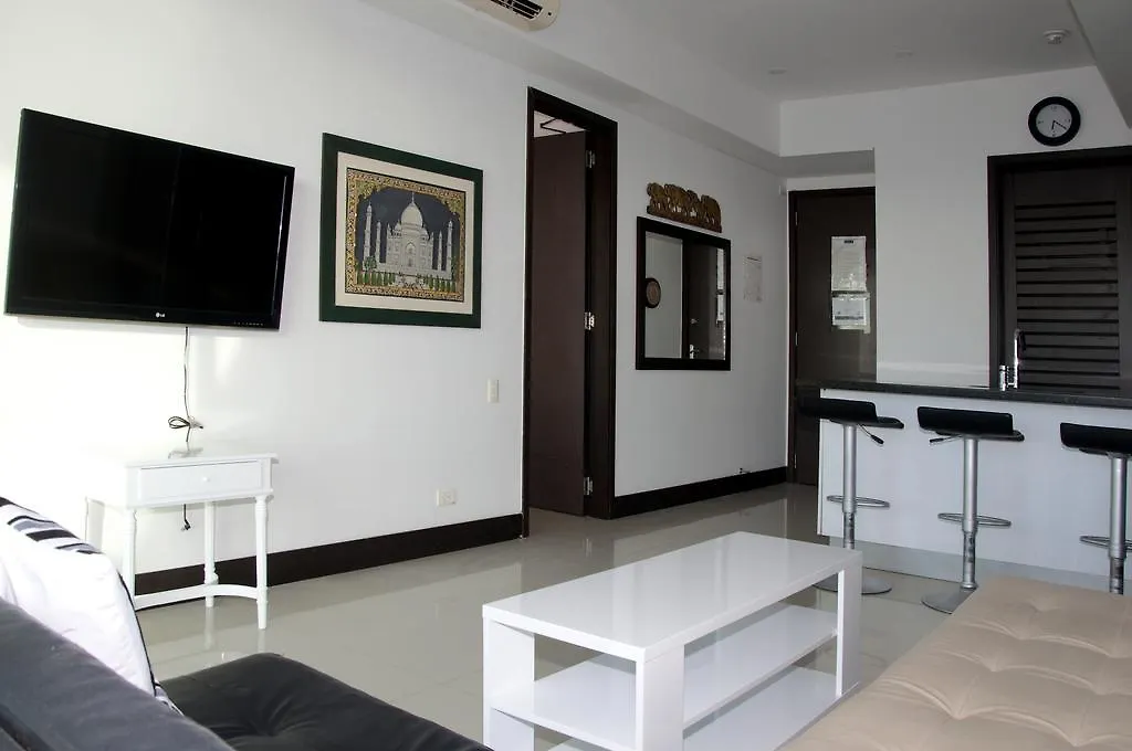 Ocean Front Palmetto Eliptic Apartment Cartagena