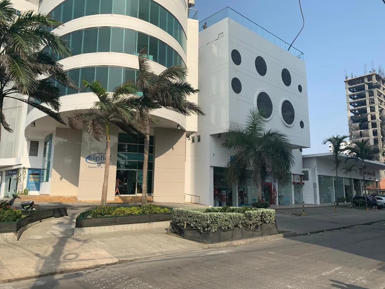 Ocean Front Palmetto Eliptic Apartment Cartagena