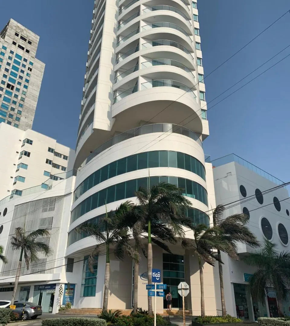 Ocean Front Palmetto Eliptic Apartment Cartagena
